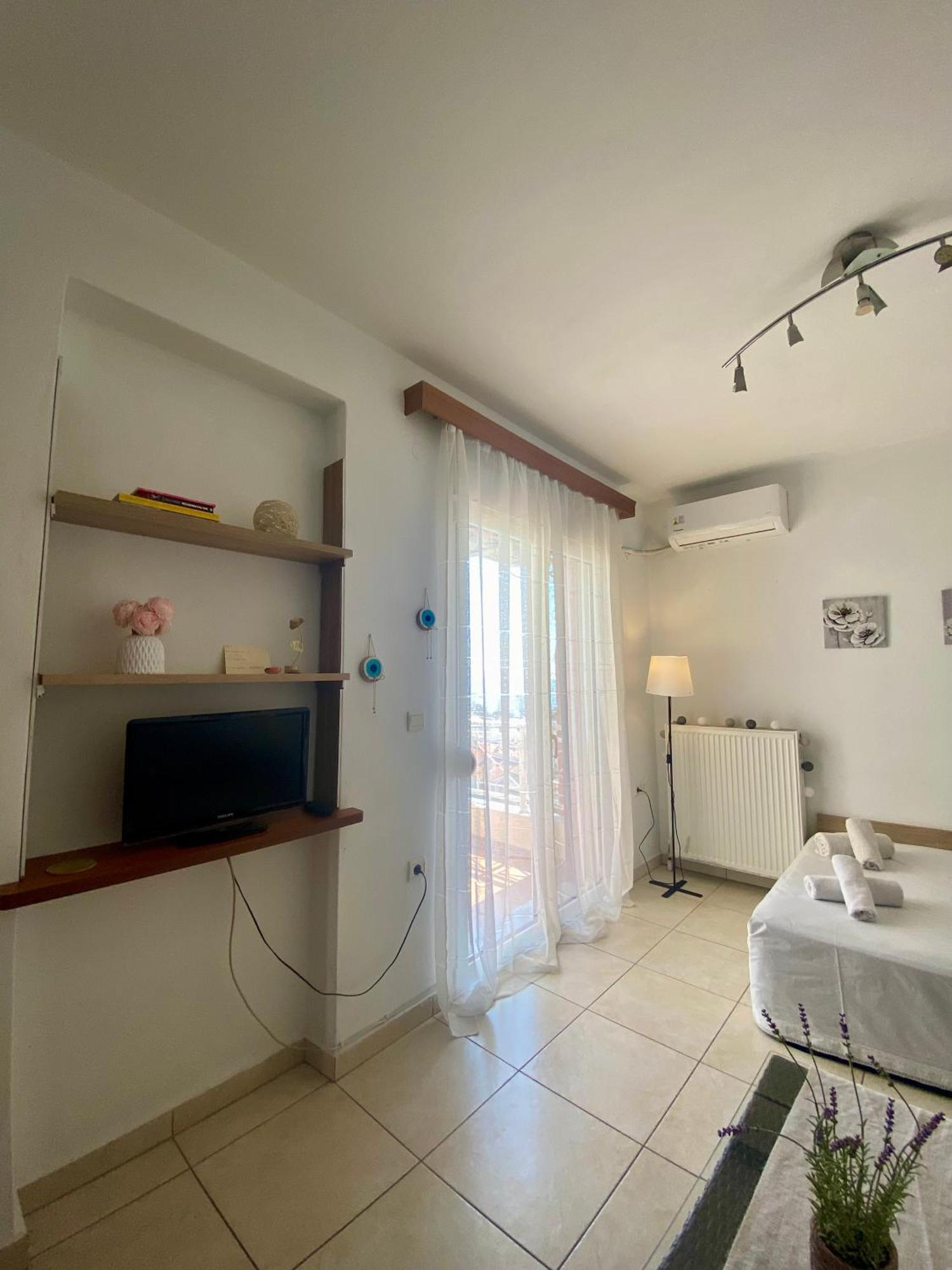 Zisis Apartments No2 Kavala Bagian luar foto